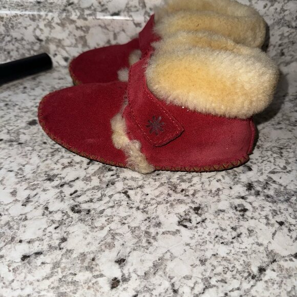 LL Bean Toddlers 7-8 Wicked Good Slippers Red - Picture 3 of 5